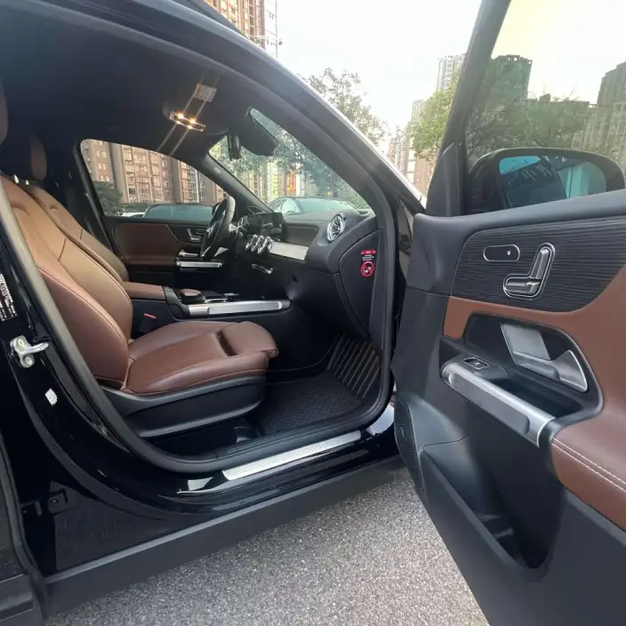 Mercedes-Benz GLB 2024 Model Facelift GLB 220 4MATIC – фото 9