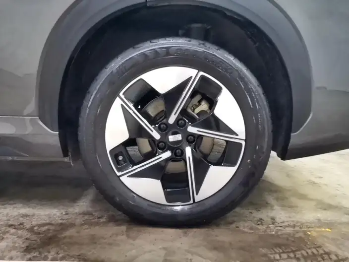 Geely Galaxy E5 2026 Model 610km Tiggo + Edition – фото 9