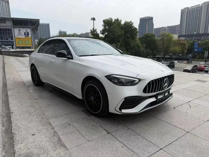 Mercedes-Benz C-Class 2023 Model Facelift II C 260 L Sports Edition – фото 3