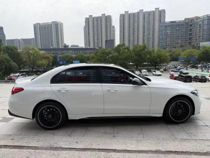 Mercedes-Benz C-Class 2023 Model Facelift II C 260 L Sports Edition – фото 7