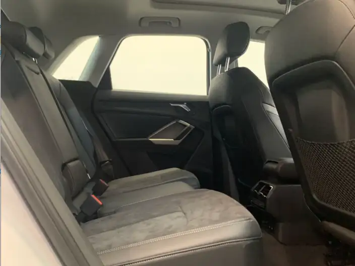 AUDI Q3 2023 Model 35 TFSI Fashion Dynamic Model – фото 9