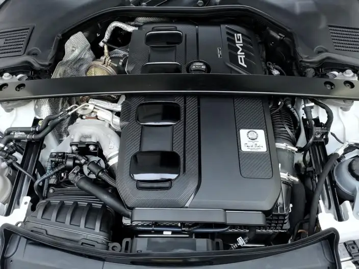 Mercedes-Benz C-Class AMG 2023 Model AMG C 43 4MATIC Travel Sedan Special Edition – фото 7