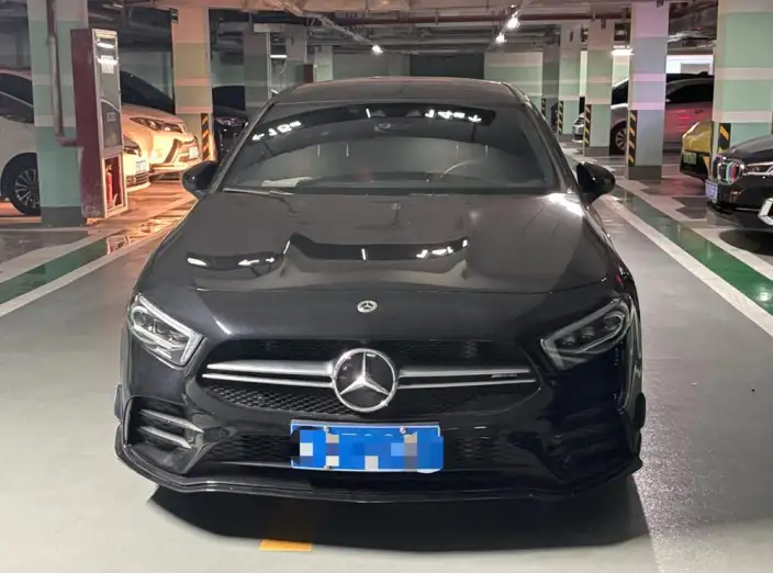 Mercedes-Benz A-Class AMG 2022 Model AMG A 35 L 4MATIC – фото 2