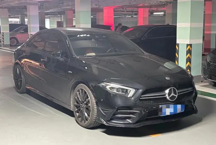 Mercedes-Benz A-Class AMG 2022 Model AMG A 35 L 4MATIC – фото 3