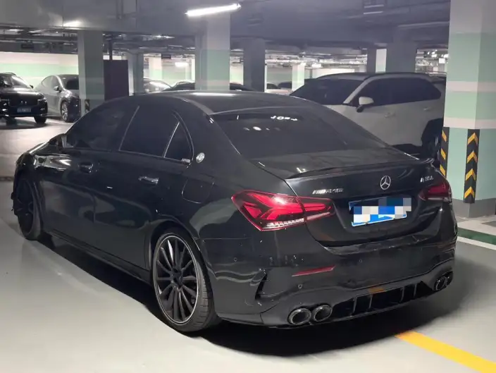 Mercedes-Benz A-Class AMG 2022 Model AMG A 35 L 4MATIC – фото 4