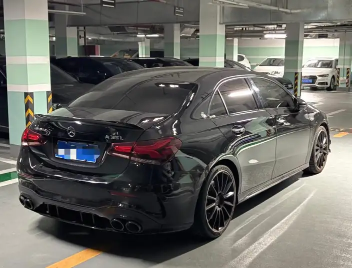 Mercedes-Benz A-Class AMG 2022 Model AMG A 35 L 4MATIC – фото 6