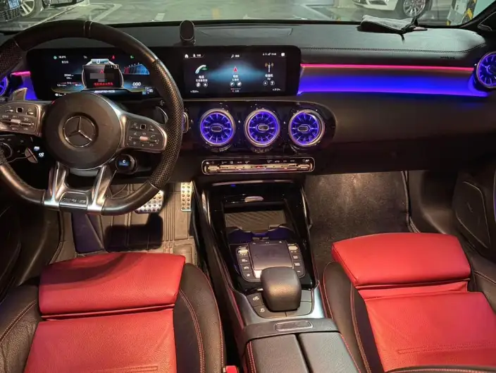 Mercedes-Benz A-Class AMG 2022 Model AMG A 35 L 4MATIC – фото 7