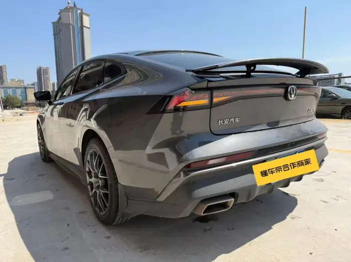 Changan UNI-V 2024 Model 1.5T Exclusive Model – фото 5