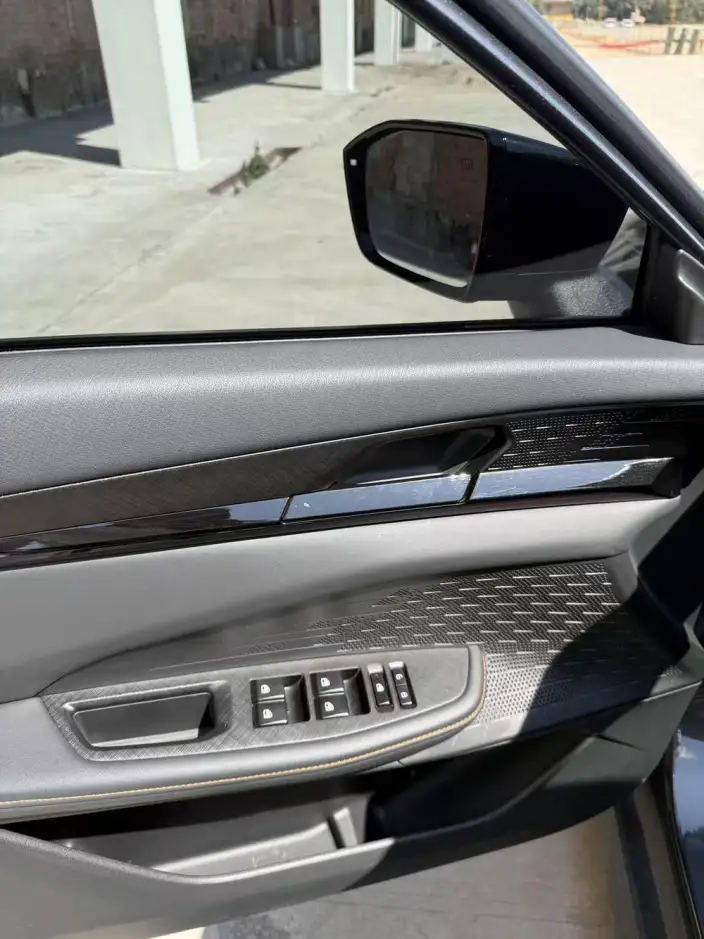 Changan UNI-V 2024 Model 1.5T Exclusive Model – фото 9