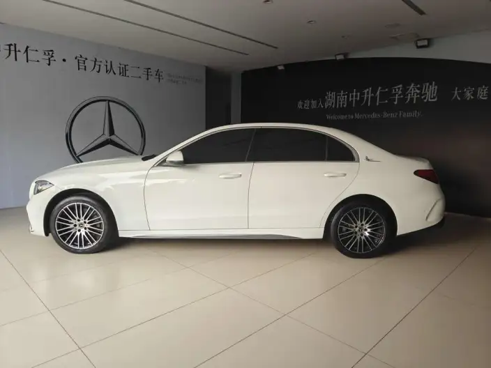 Mercedes-Benz C-Class 2024 Model C 260 L Sports Edition – фото 3