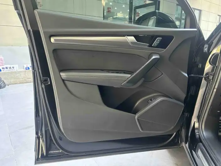 Audi Q5L 2024 Model 40TFSI Luxury Dynamic Model – фото 8
