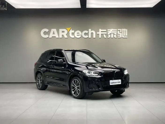 BMW X3 2023 Model xDrive30i Leading Model M Night Set – фото 3