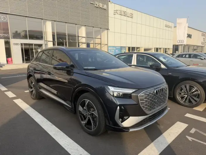 Audi Q4 e-tron 2022 Model 40 e-tron Genesis Edition