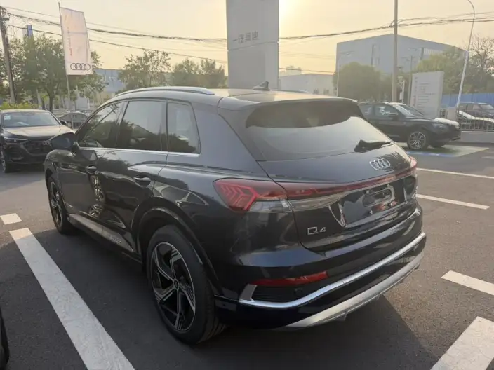 Audi Q4 e-tron 2022 Model 40 e-tron Genesis Edition