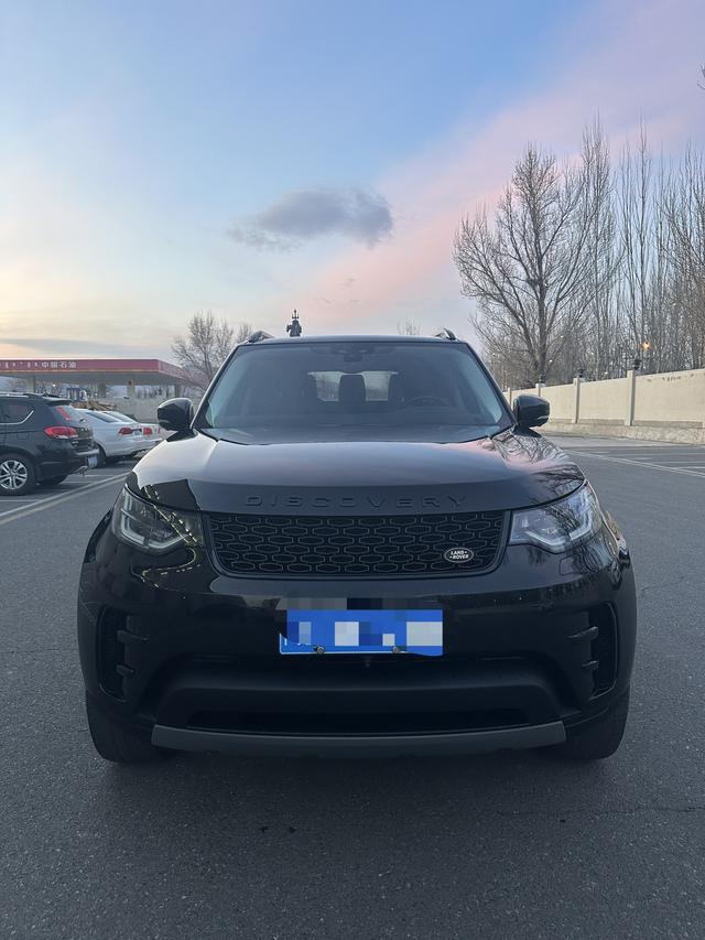 Land Rover Discovery Модель 2018 года 3.0 V6 SE – фото 2