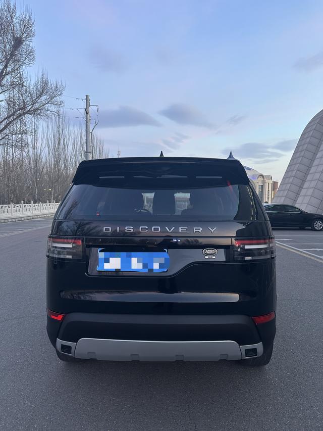 Land Rover Discovery Модель 2018 года 3.0 V6 SE – фото 8