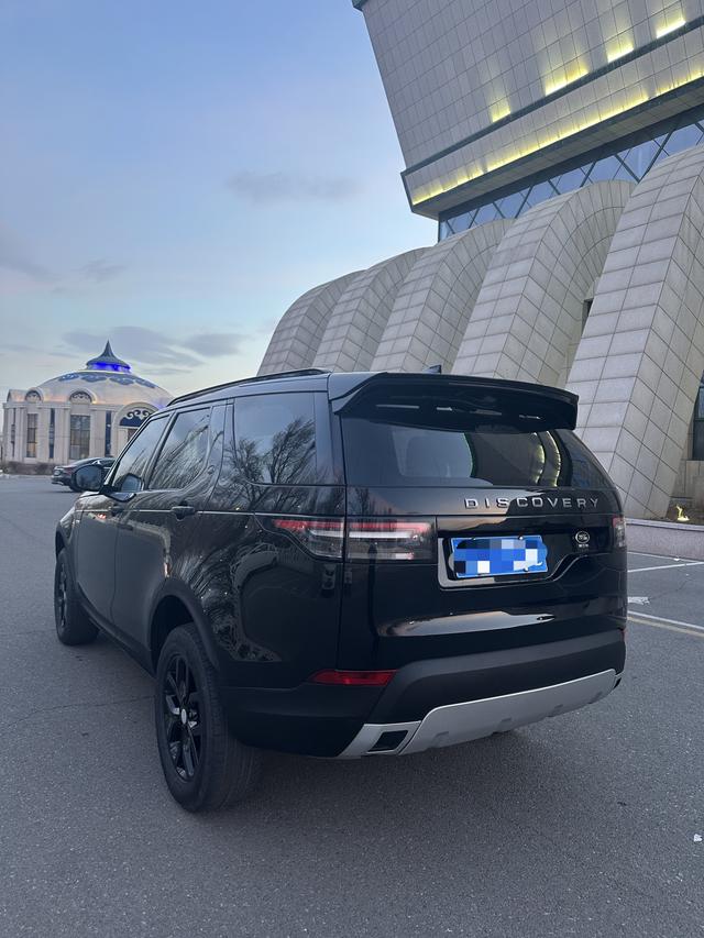 Land Rover Discovery Модель 2018 года 3.0 V6 SE – фото 9