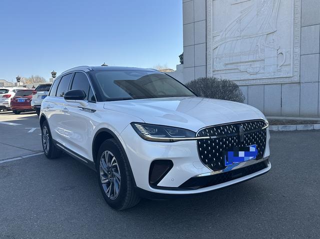 Lincoln Corsair 2024 2.0T 2WD High Prestige Edition – фото 3