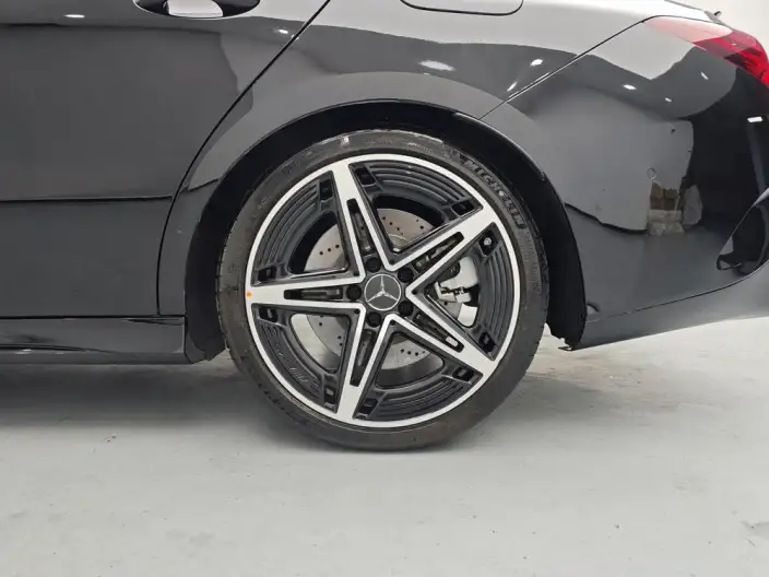 Mercedes-Benz CLA AMG 2026 Model AMG CLA 35 4MATIC – фото 9