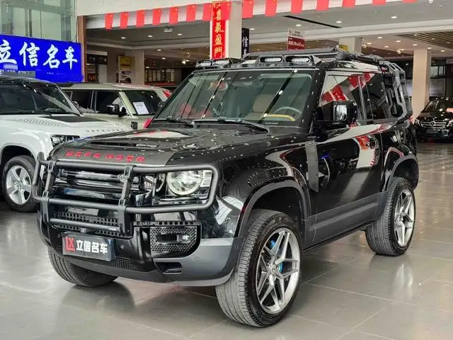 Land Rover Defender 2024 Model 90 3.0T P400 HSE