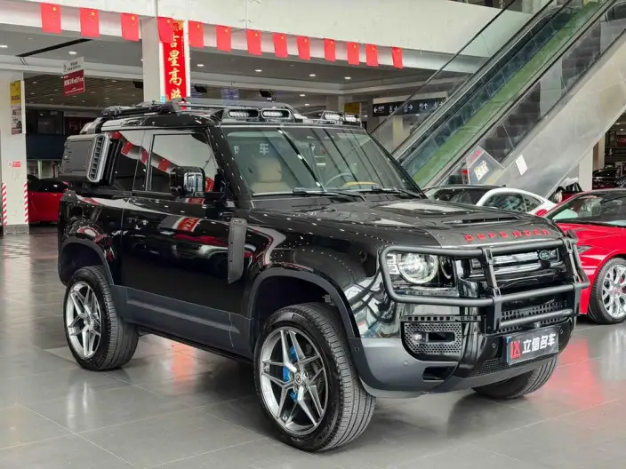 Land Rover Defender 2024 Model 90 3.0T P400 HSE
