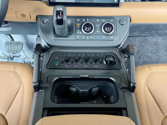 Land Rover Defender 2024 Model 90 3.0T P400 HSE – фото 9