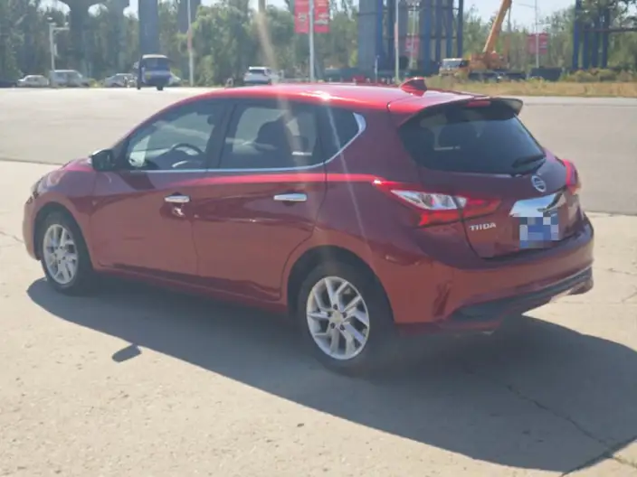 Nissan Tiida 2021 Model 1.6L CVT Zhixing Edition