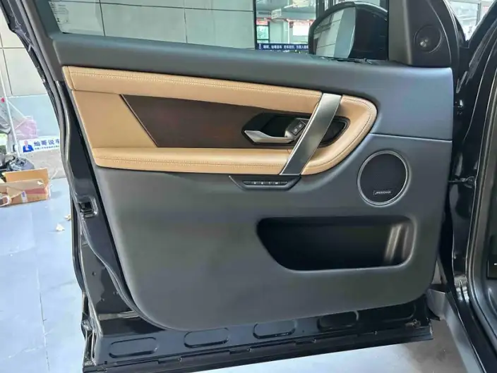 Land Rover Discovery Sport 2025 Model 249PS Performance Technology Edition – фото 7