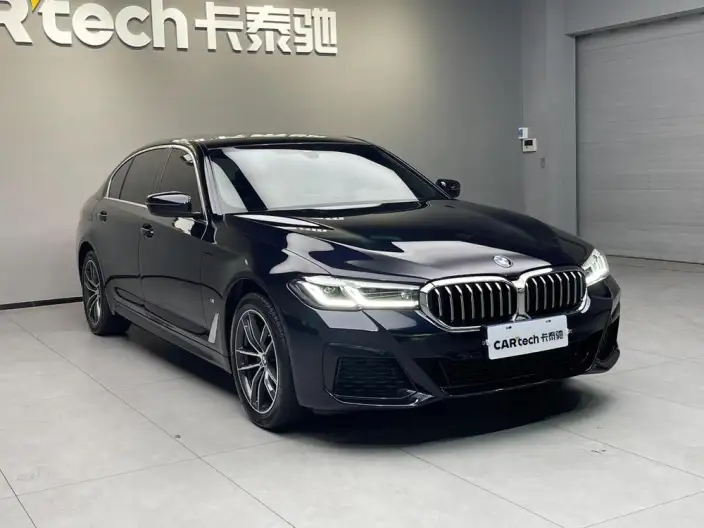 BMW 5 Series 2022 Model Facelift 530Li Leading Model M Sports Set – фото 3