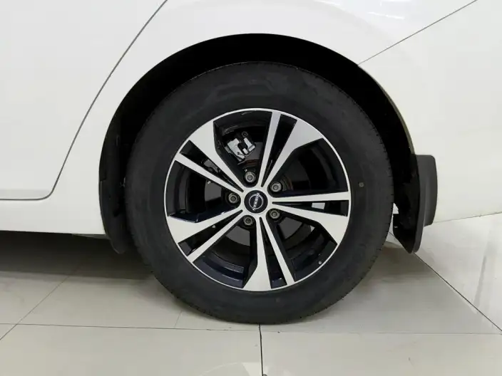 Nissan Sylphy 2023 Model 1.6L CVT Yuexiang Edition – фото 9