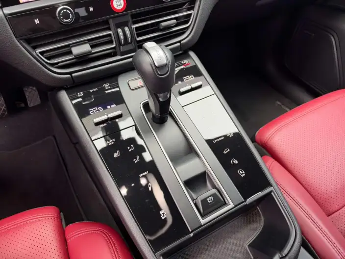Macan 2023 Model Facelift Macan 2.0T – фото 9