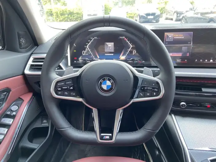 BMW 3 Series 2025 Model 330Li M Sports Night Set – фото 9