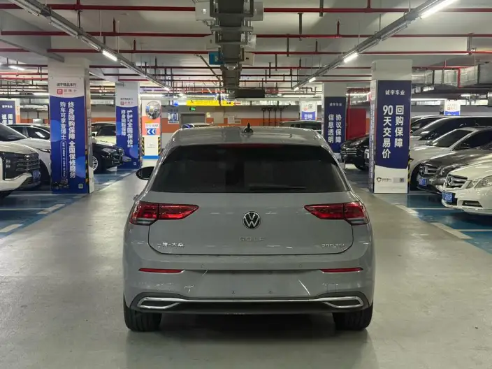 Volkswagen Golf 2023 Model 280TSI DSG Pro – фото 5
