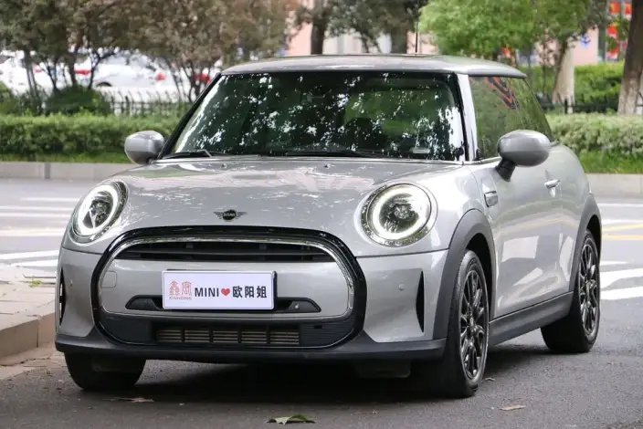 MINI 2023 Model 1.5T ONE