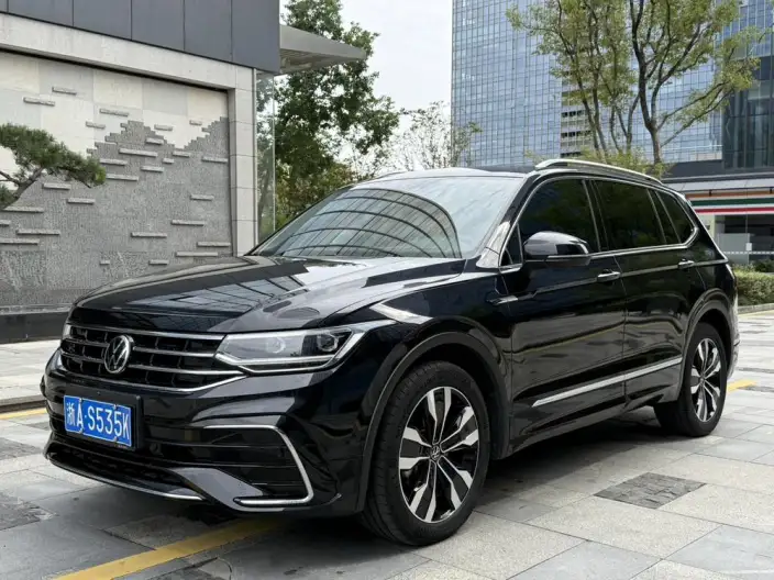 Volkswagen Tiguan L 2022 Model 330TSI Automatic 2WD R-Line Enjoy the version more