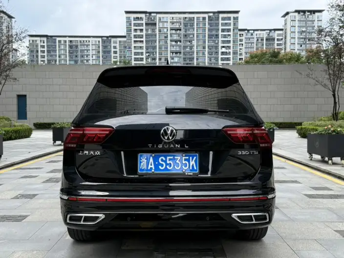 Volkswagen Tiguan L 2022 Model 330TSI Automatic 2WD R-Line Enjoy the version more – фото 5