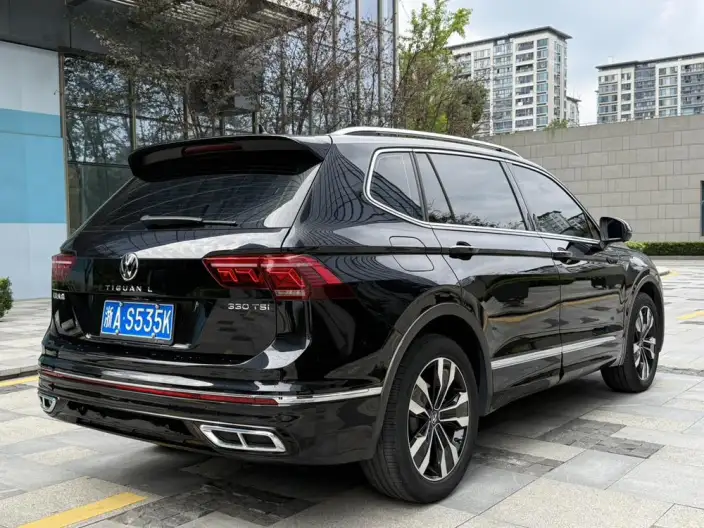 Volkswagen Tiguan L 2022 Model 330TSI Automatic 2WD R-Line Enjoy the version more – фото 6