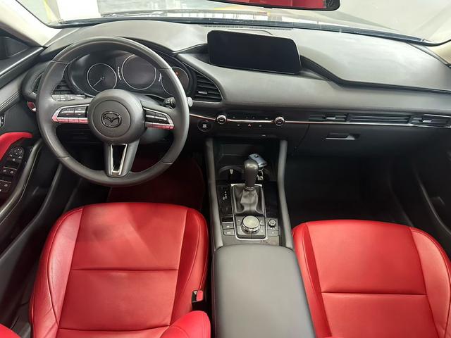 Mazda3 Axela 2023 2.0L Automatic Premium Edition – фото 5