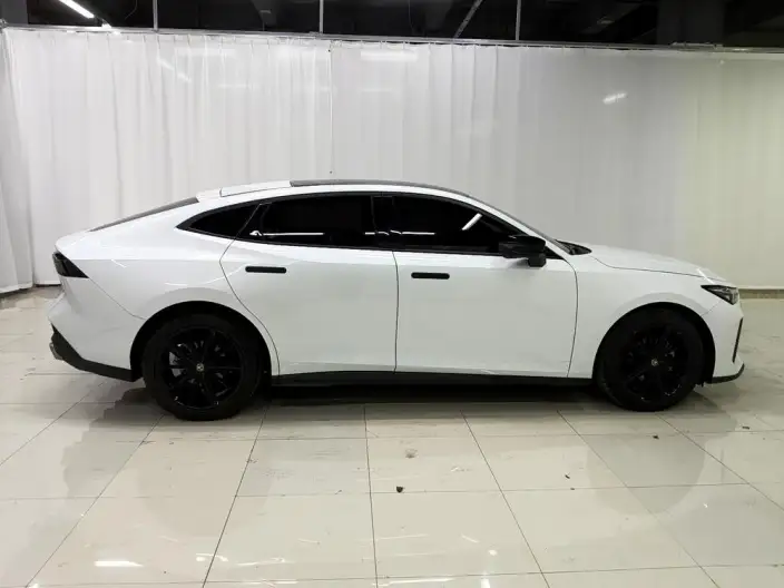 Changan UNI-V 2022 Model 1.5T Noble Model – фото 8