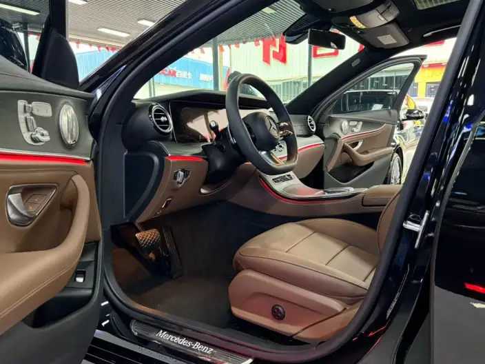 Mercedes-Benz E-Class 2023 Model E 300 L Fashion Model sedan – фото 9