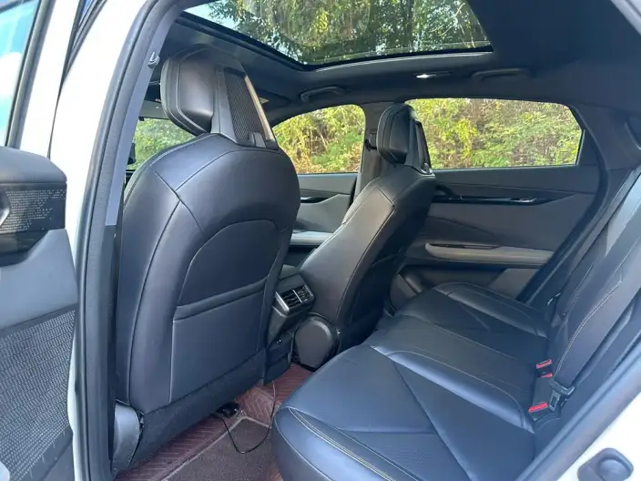 Changan UNI-V 2023 Model 1.5T Noble Model – фото 9