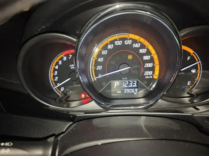 Toyota YARIS L Vios 2022 Model Zhixuan X 1.5L CVT Luxury PLUS Edition – фото 6