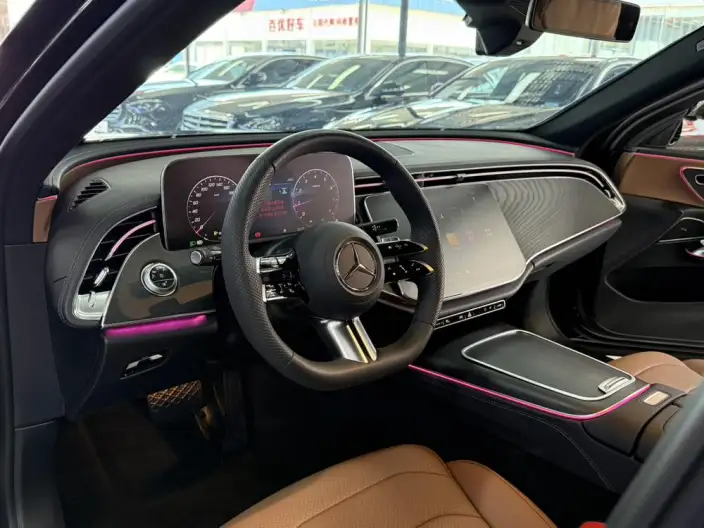 Mercedes-Benz E-Class 2024 Model E 300 L Fashion Model sedan – фото 9