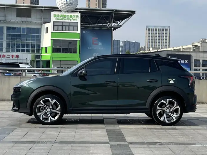 Lynk & Co 06 2023 Model Remix 1.5T Hero