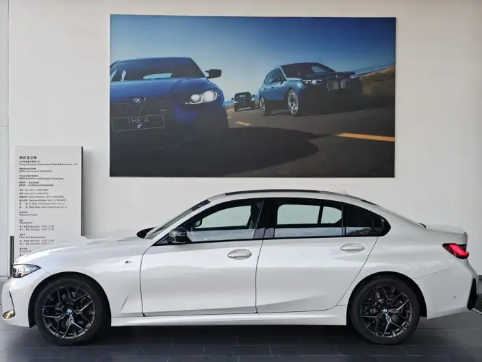 BMW 3 Series 2025 Model 330Li M Sports Night Set – фото 3