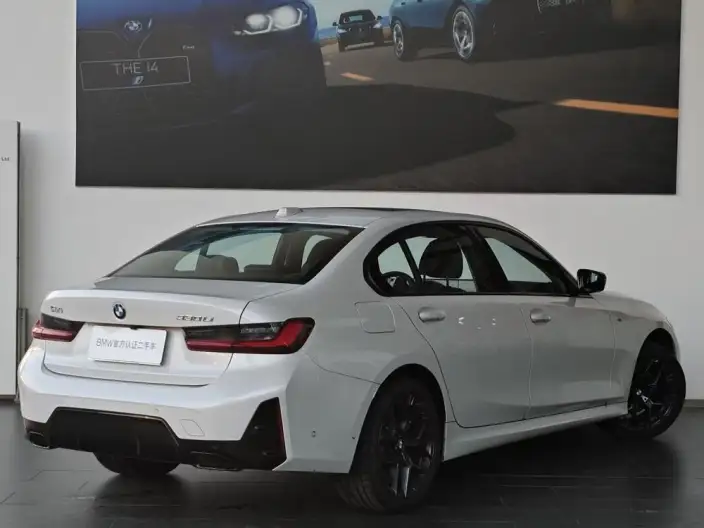 BMW 3 Series 2025 Model 330Li M Sports Night Set – фото 5