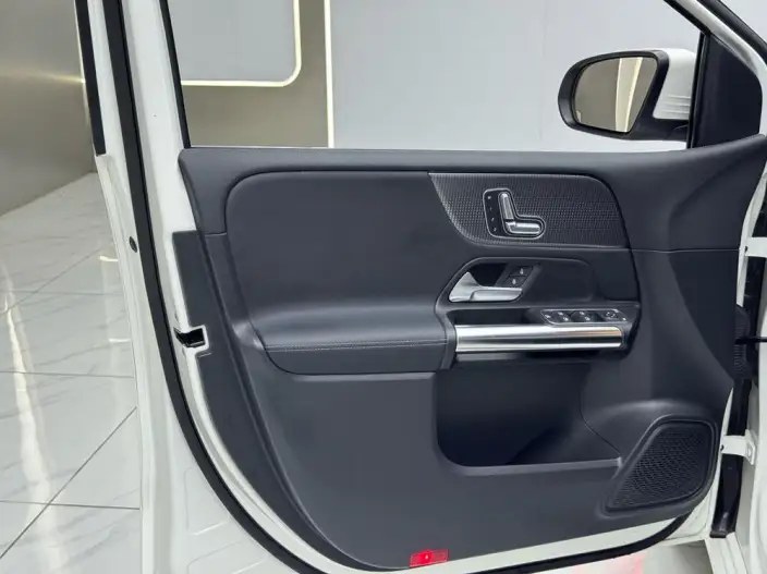 Mercedes-Benz B-Class 2021 Model B 200 Fashion Model – фото 10