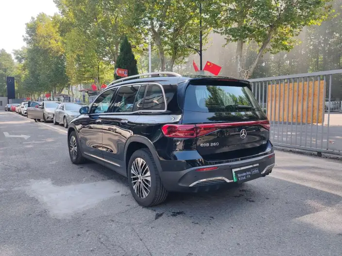 Mercedes-Benz EQB 2023 Model EQB 260 – фото 5