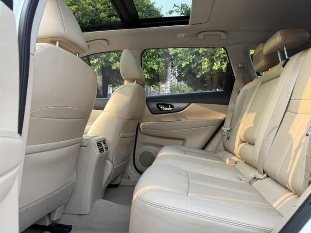 Nissan X-Trail 2014 2.0L CVT Comfort 2WD – фото 6