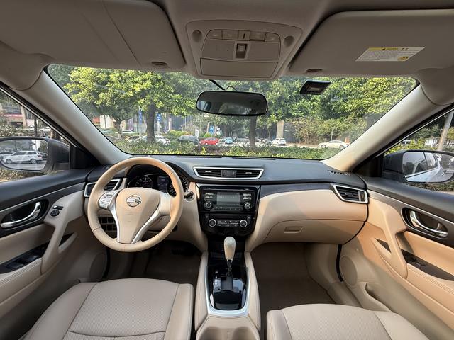 Nissan X-Trail 2014 2.0L CVT Comfort 2WD – фото 9